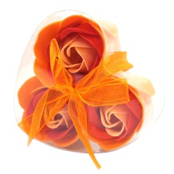 Conjunto de 3 flores de sabonete caixa coração - rosas pêssego