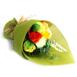 Bouquet di fiori di sapone - giallo verde - 30x17x10 cm