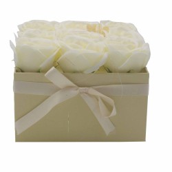 Caixa de Regalo - Flor de Xabón 9 Rosas Crema - cadrada