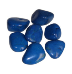 L Tumble Stones - Howlite Azul - 24 unidades