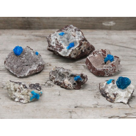 Cavansite con métricas 30-40mm