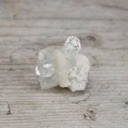 Combinazione di Stilbite con Apophyllite 20-30mm