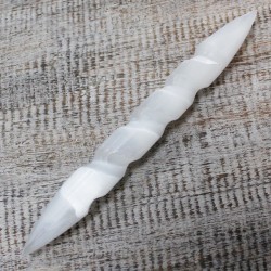 Bacchetta a spirale di selenite - 16 cm (entrambe le estremità appuntite)