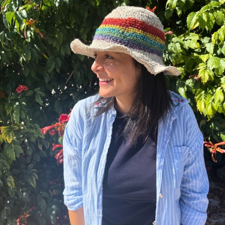Sombrero de Festival Boho de Cáñamo y Algodón Tejido a Mano - Arcoíris