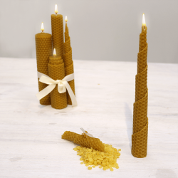 PURE BEESWAX CANDLE 100% HONEYCOMB - 20cm approx. - 100% artisan - 20g.