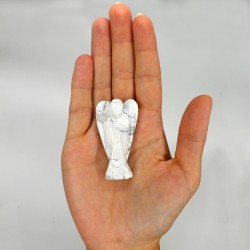 Ange en pierre précieuse sculpté à la main - Howlite blanc - 8cm