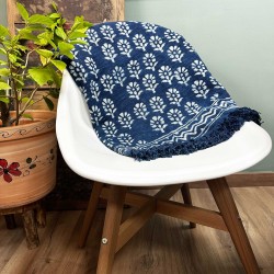 Coperta Indaco fatta a mano - 170x120 cm - Fiore Chhota - 100% cotone