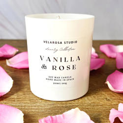 Handmade soy aromatic candle in "Vanilla & Pink" can - Velarosa Estudio - 300ml