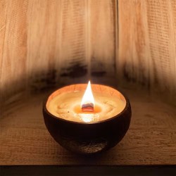 COCONUT SHELL CANDLE - COCONUT - FRI - HANDMADE IN UK - 200gr - 20 - 30 hours