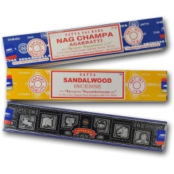 Incenso aromatico Lotto x 3 - Satya SuperHit + Nag Champa + Legno di Sandalo - Incenso aromaterapico naturale - 3 scatole da 15 