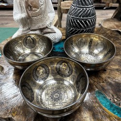 Engraved Tibetan Healing Bowl - 21cm - 5 Buddhas