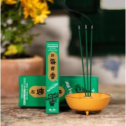 Japanese Incense Morning Star Cedarwood Nippon Kodo 200 sticks + incense holder - Large Package