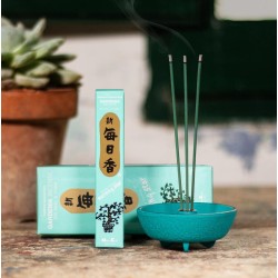 Japanese Incense Morning Star Gardenia Nippon Kodo 200 sticks + incense holder - Large Package