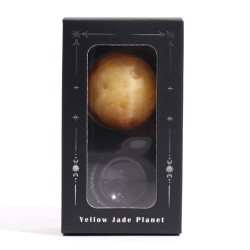 Gelbe Jade Saturn Planet auf goldenem Sonnenstein 40mm - Geduld, Fokus und Disziplin