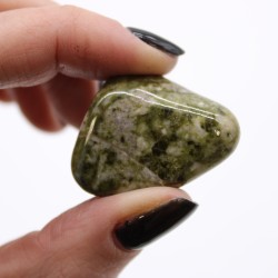 Epidote Stone Snowflake Medium - Nettoyage énergétique - Prix par pierre