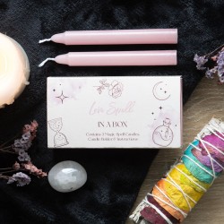 Velas de Feitiço de Amor em Spirit of Equinox Box - Caixa com três velas