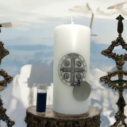 Esoteric Candle San Benito for Protection and Ward Off Evils - Includes Medal, Ritual and Oil