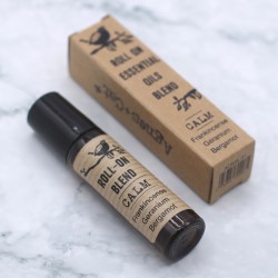 Mieszanka olejków eterycznych roll-on łagodzi kadzidło, geranium i bergamotkę z witaminą E - 10ml.