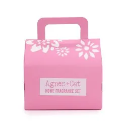 Agnes & Cat Gift Set Tea and Roses Fragrance - Oil Burner, Aromatic Waxes and Tea Candle