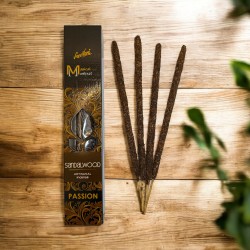 Kadzidło z drzewa sandałowego Passion Manifest SREE VANI - Naturalne organiczne kadzidło rzemieślnicze - 4 grube patyczki ekstra