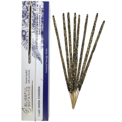 ناج شامبا العضوي Blissful Botanics تولاسي البخور الحرفي الطبيعي - ناج تشامبا الغريبة - 8 أعواد بخور عضوية