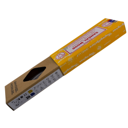 SATYA Bio-Räucherstäbchen aus Sandelholz – 25g Schachtel