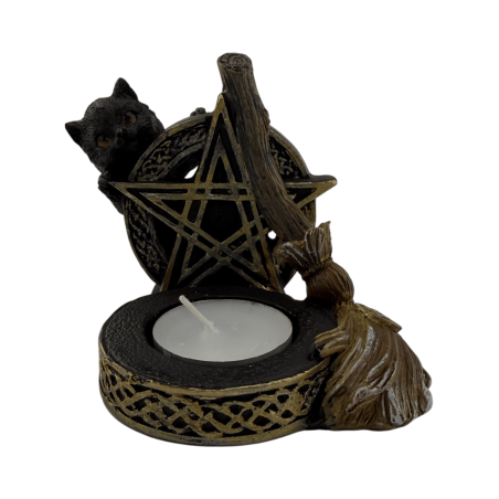 Pentagram kandelaar met beeldje, zwarte kat en bezem, 11x9,7x8,3 cm