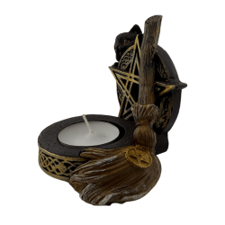 Bougeoir pentagramme en figurine avec chat noir et balai 11 x 9,7 x 8,3 cm