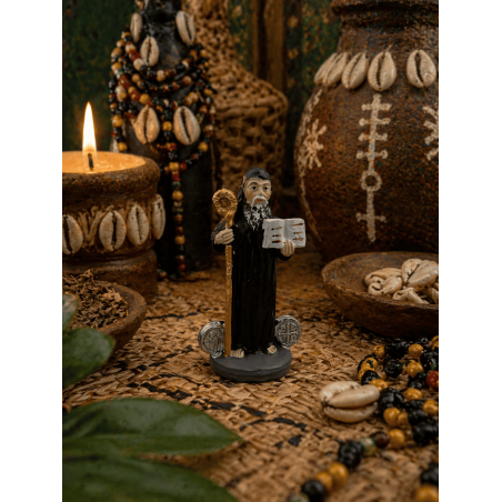 Figura Resina San Benito 5cm en lata