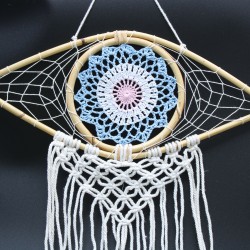 Apanhador de Sonhos - Med Macramé Olho Azul / Branco / Rosa