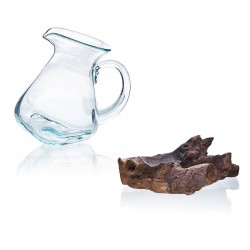 Geschmolzenes Glas über Holz - Wasserkrug