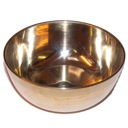 Large brass bowl - 17cm