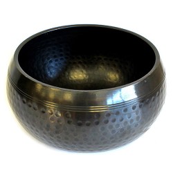 Large Black Bowl Beaten - 18cm