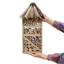 Driftwood Bee and Bug Shelter - Bi solairuko etxea