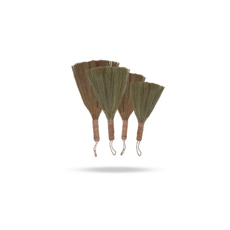 Set 4 - Broom in Pampas Fan - Natural Mixed Sizes