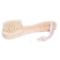 Exfoliating brush for face