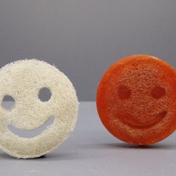 Happy Exfoliating Soap - Pomeloa