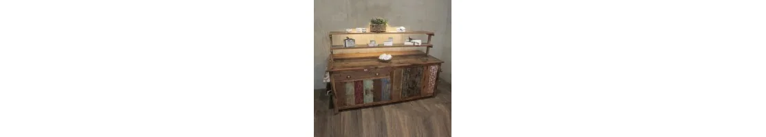 バリ島の木製家具
